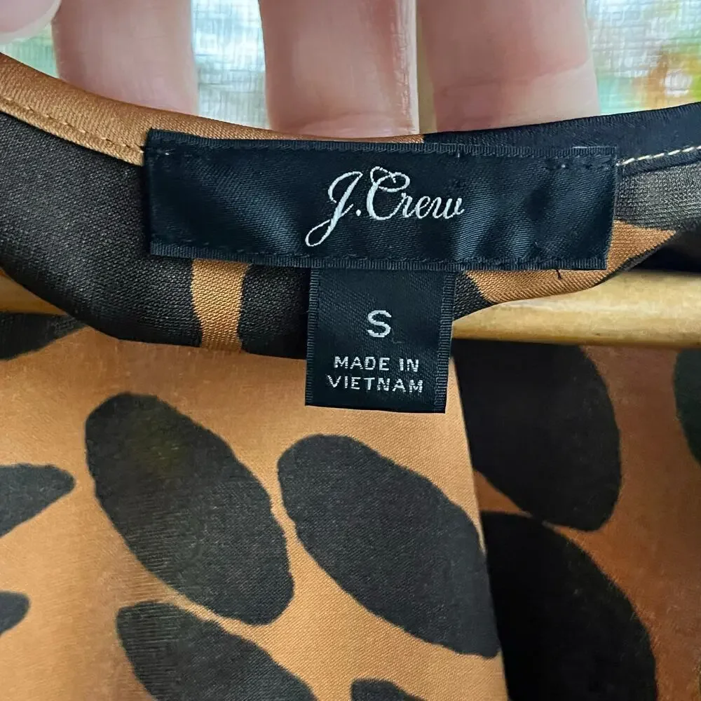 J. Crew Women's Long Sleeve Ruffle Front Top In Wavy Dots Size S